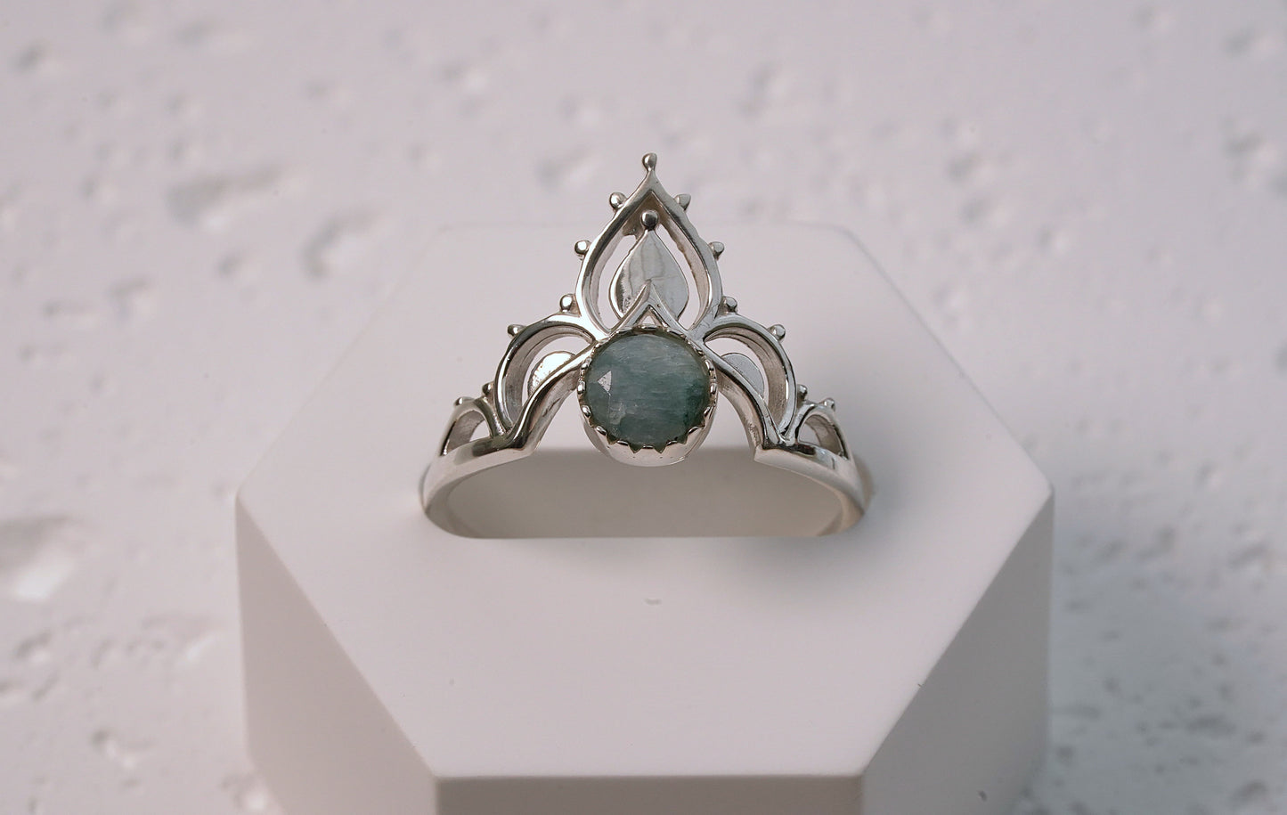 925 Sterling Silver Aventurine Crown Style Ring