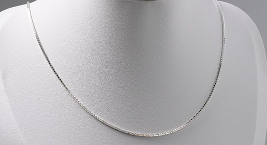 925 Sterling Silver Box Chain Necklace