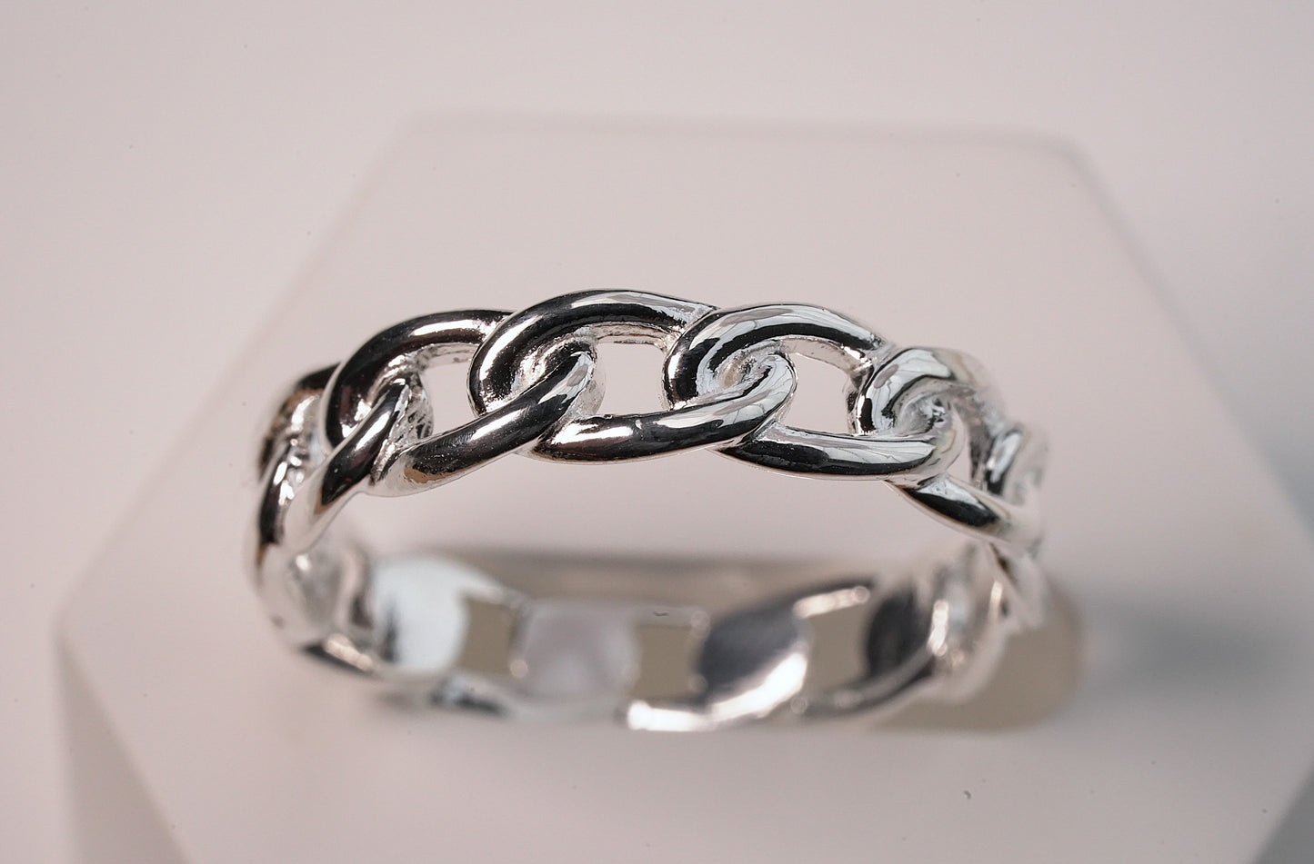 925 Sterling Silver Chain Ring