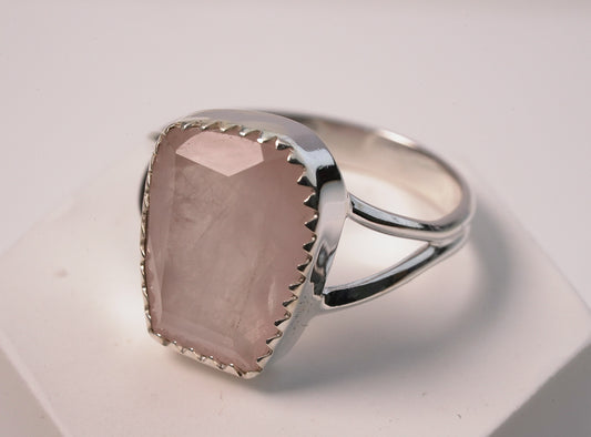 925 Sterling Silver Cut Rose Quartz Ring