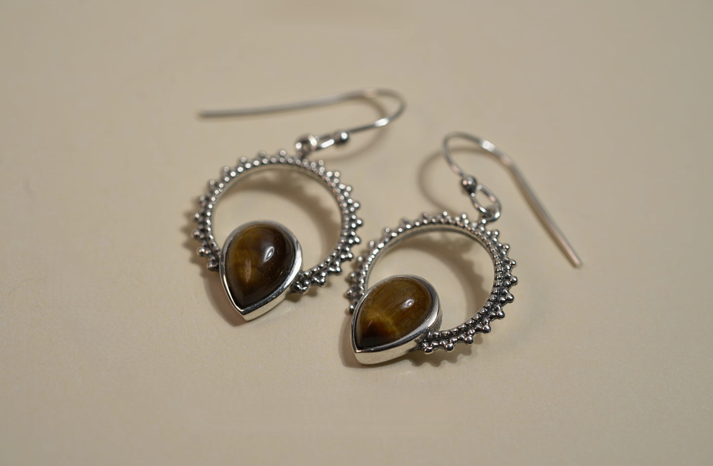 925 Sterling Silver Detailed Circle Smokey Quartz Drop Earrings