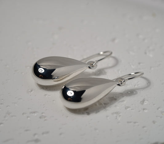 925 Sterling Silver Drop Earring flat lay