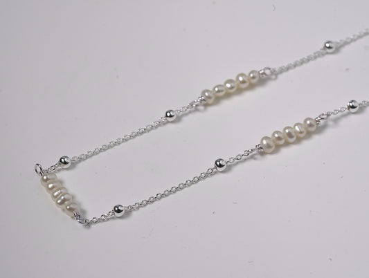 925 Sterling Silver Mother of Pearl Detailed Necklace