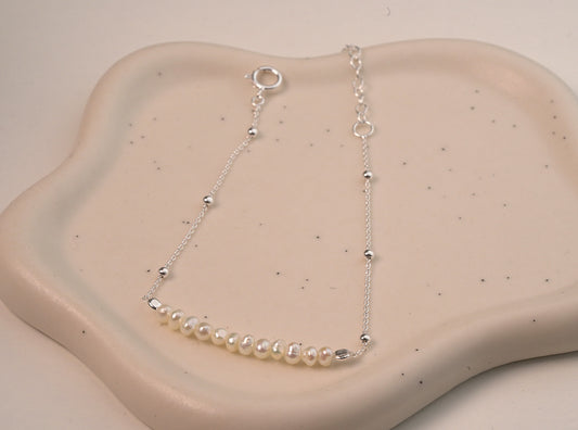 925 Sterling Silver Mother of Pearl Line Bracelet