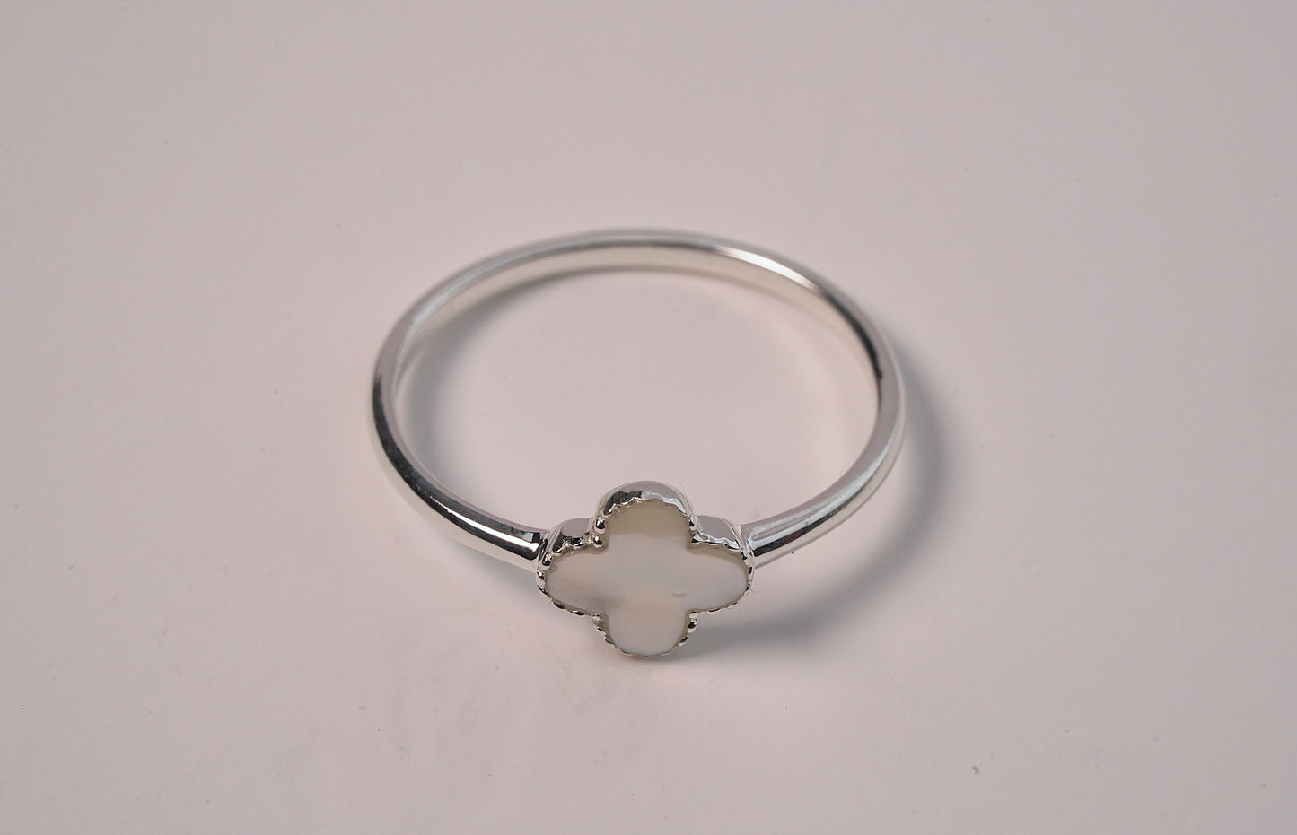 925 Sterling Silver Pearl Clover Ring