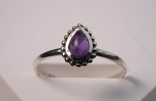 925 Sterling Silver Petite Amethyst Ring