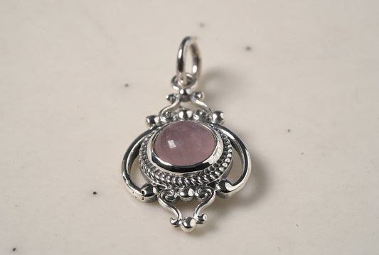 Rose_Quartz_Bohemian_Pendant_in_925_Sterling_Silver