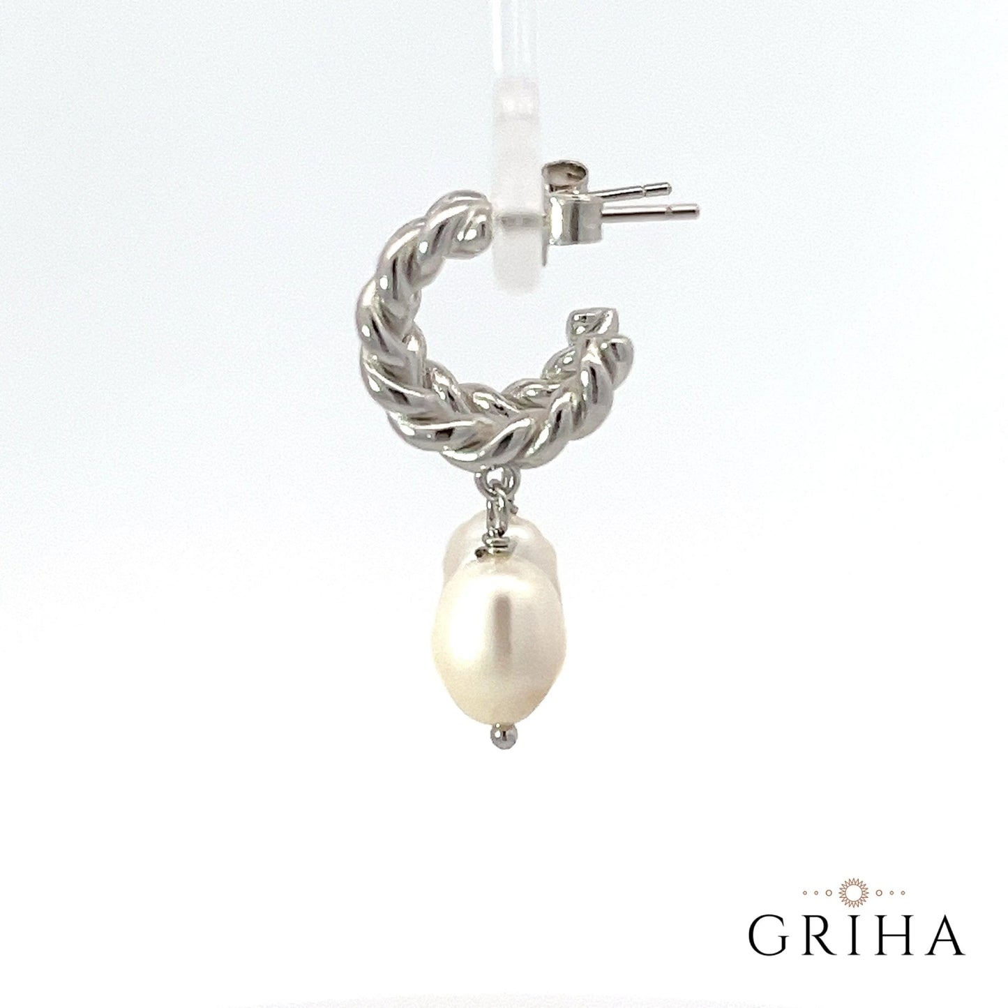 Silver Pearl Earring Twisted