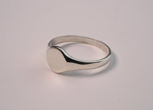 Silver Signet Ring in 925 Sterling Silver
