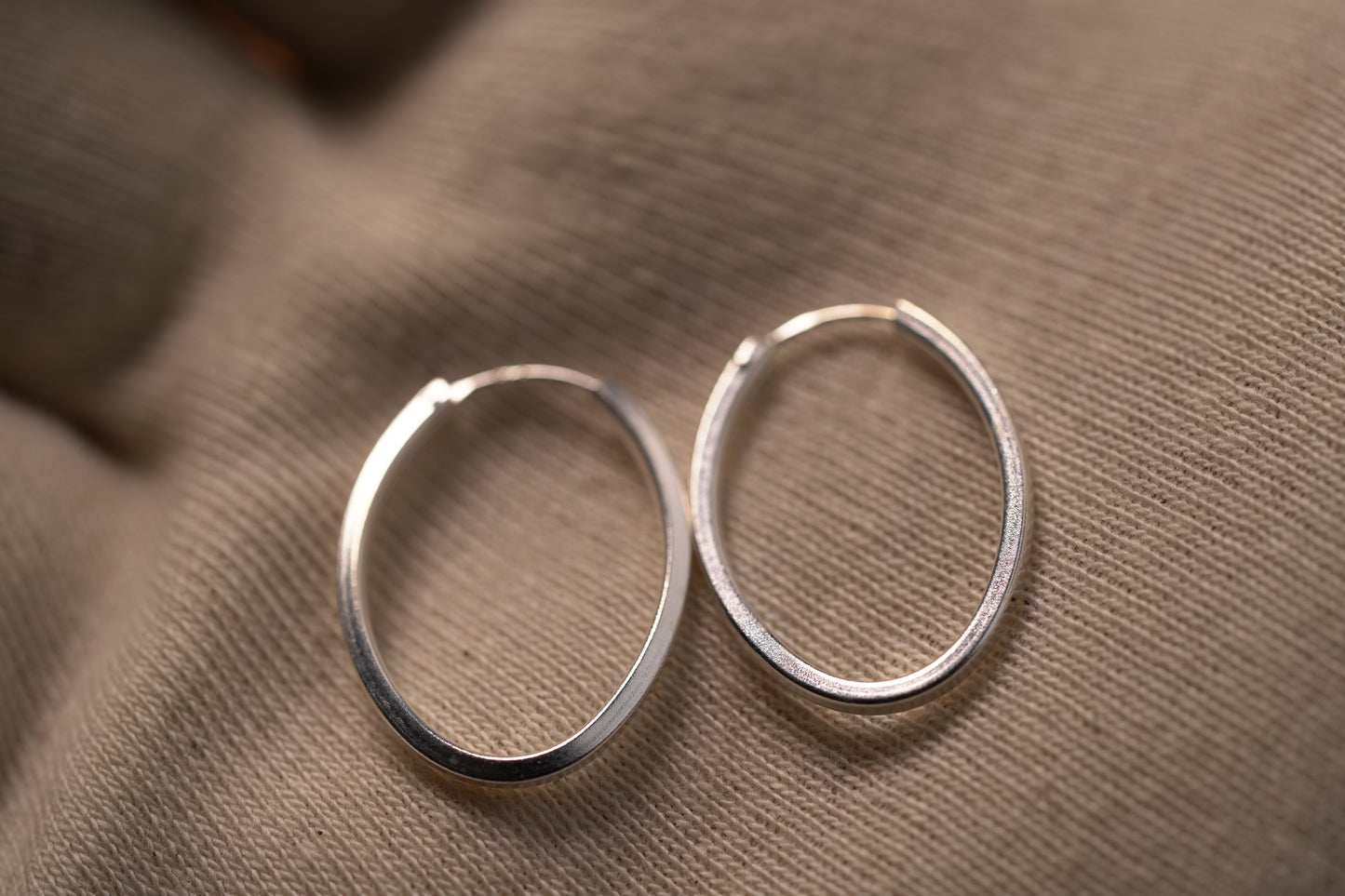 Simple Silver Oval Hoop Earring - Griha Threads & Treasure