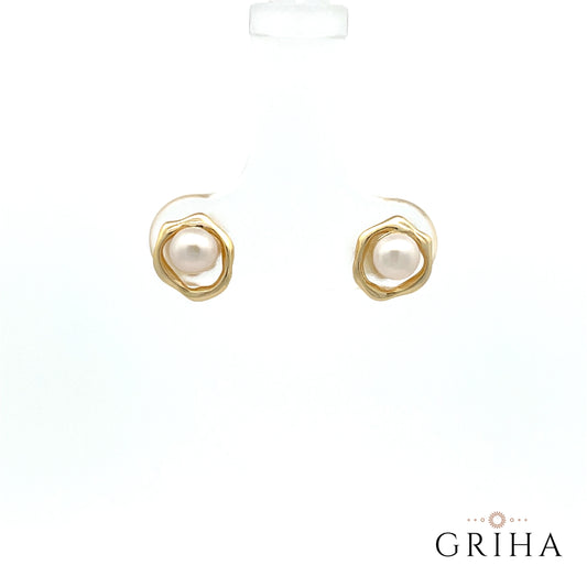 gold plated pearl stud earrings