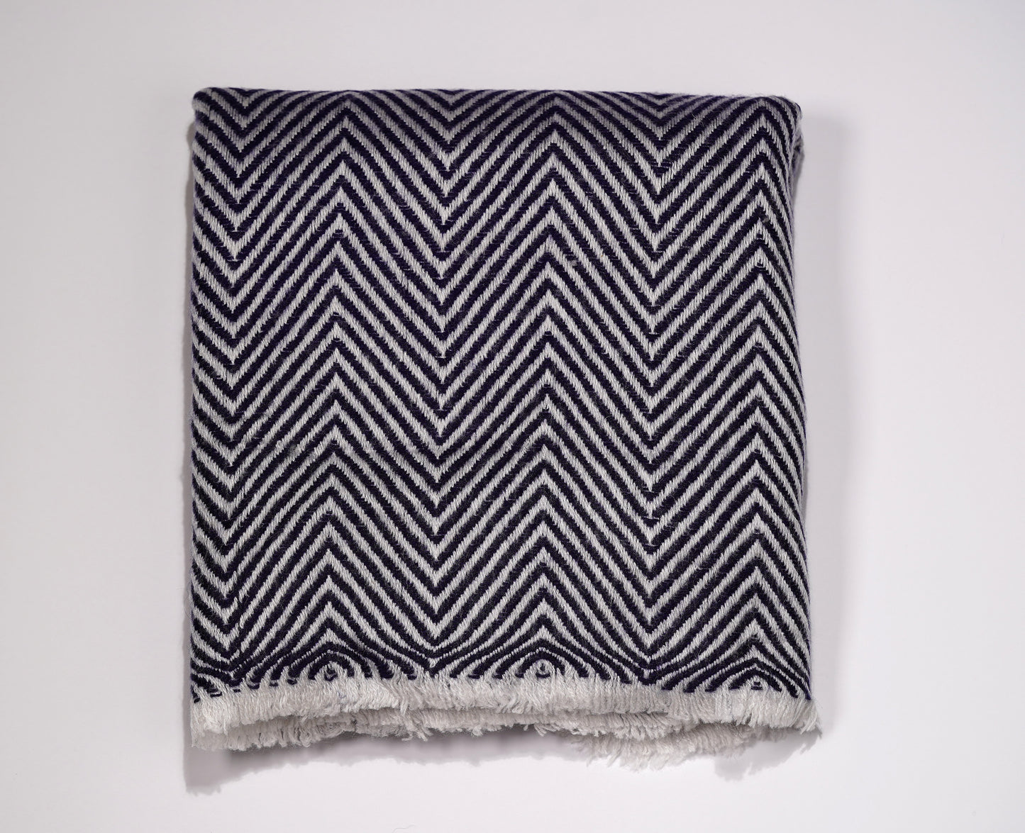 Pashmina Shawl made from Exclusive Cashmere- Thickest Style Zig Zag Design - Griha Threads & Treasure