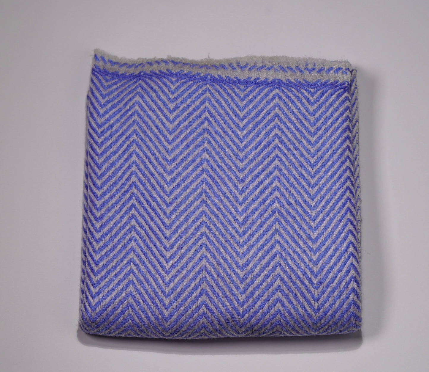 Pashmina Shawl made from Exclusive Cashmere- Thickest Zigzag Designs - Griha Threads & Treasure