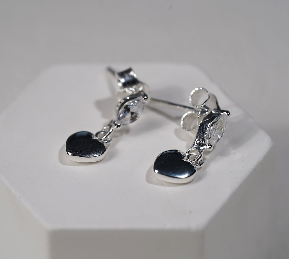 925 Sterling Silver Marquise Earring with Heart and Cubic Zirconia 