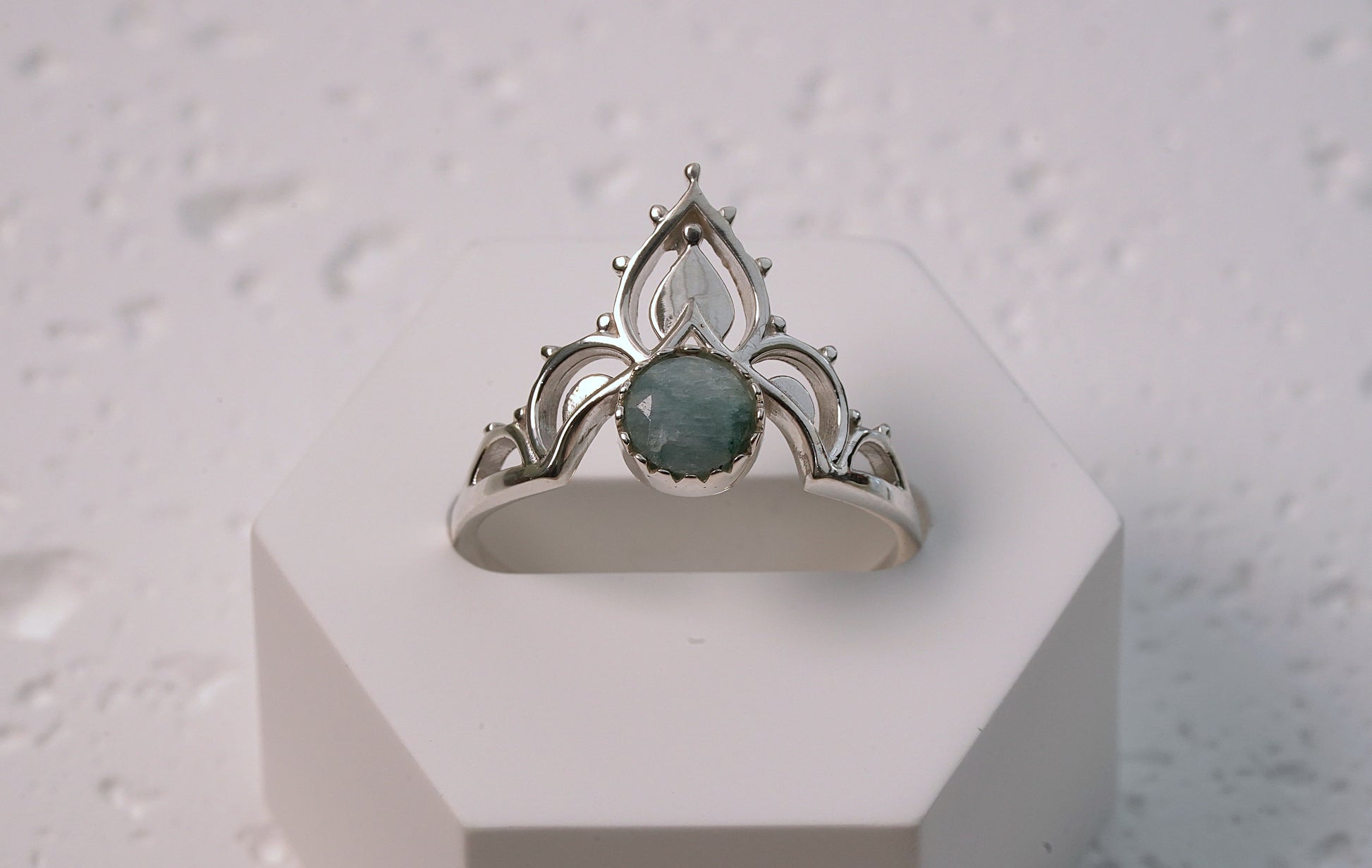 925 Sterling Silver Aventurine Crown Style Ring