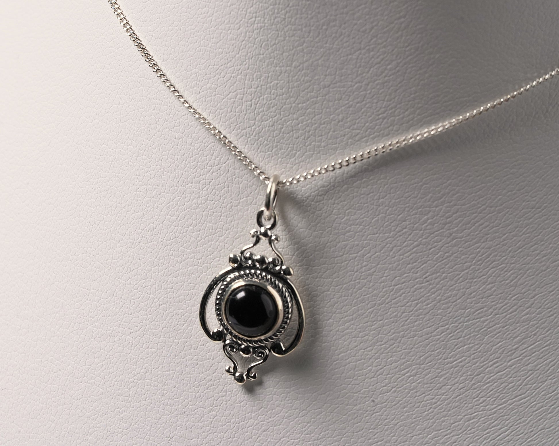925 Sterling Silver Black Onyx Boho Pendant Necklace with chain