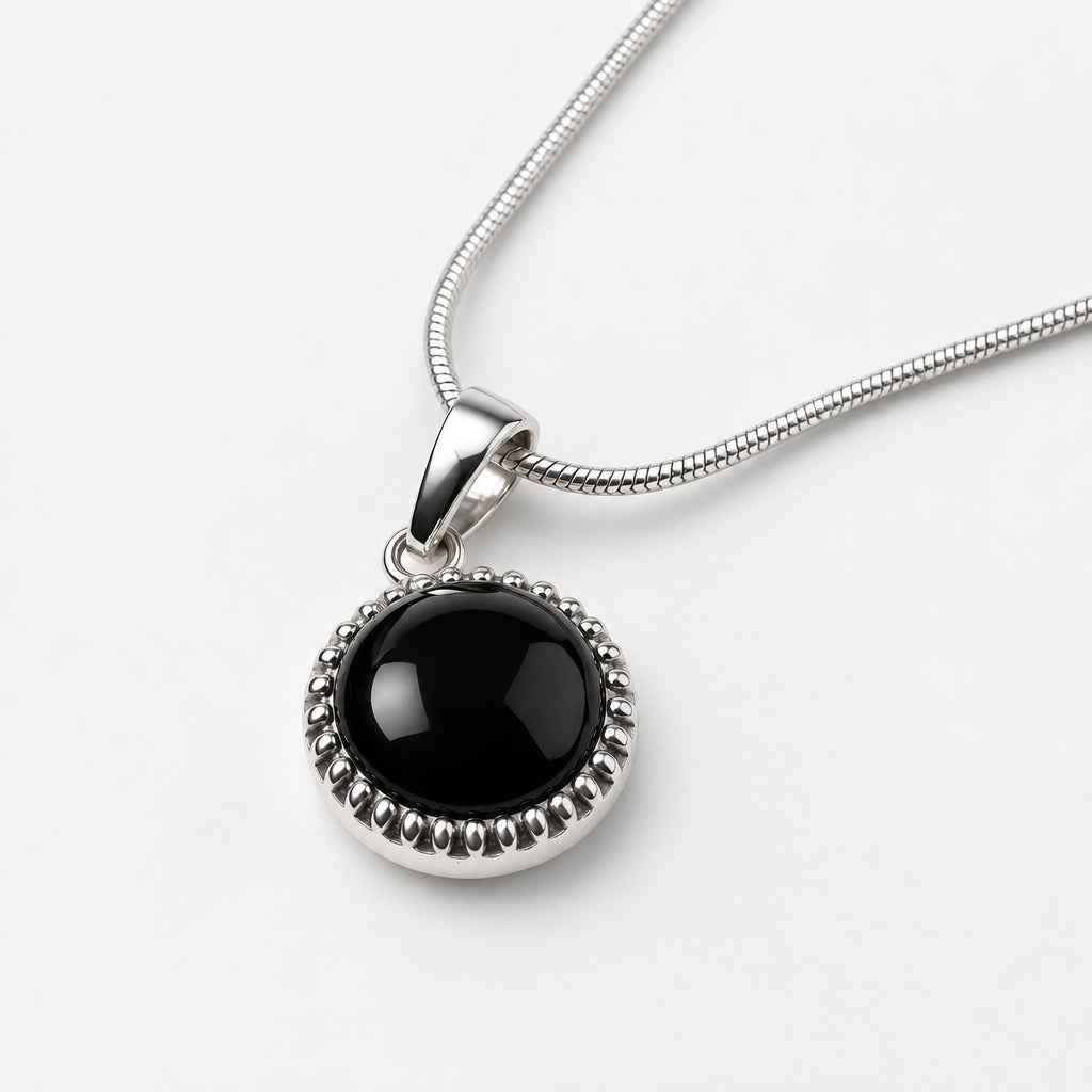 925 Sterling Silver Black Onyx Round Pendant Necklace