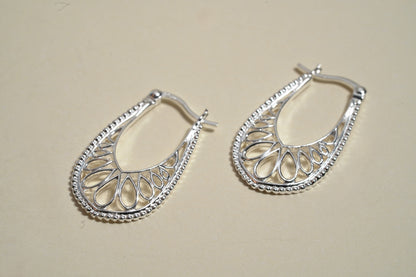925 Sterling Silver Bohemian Oval Detailed Earrings