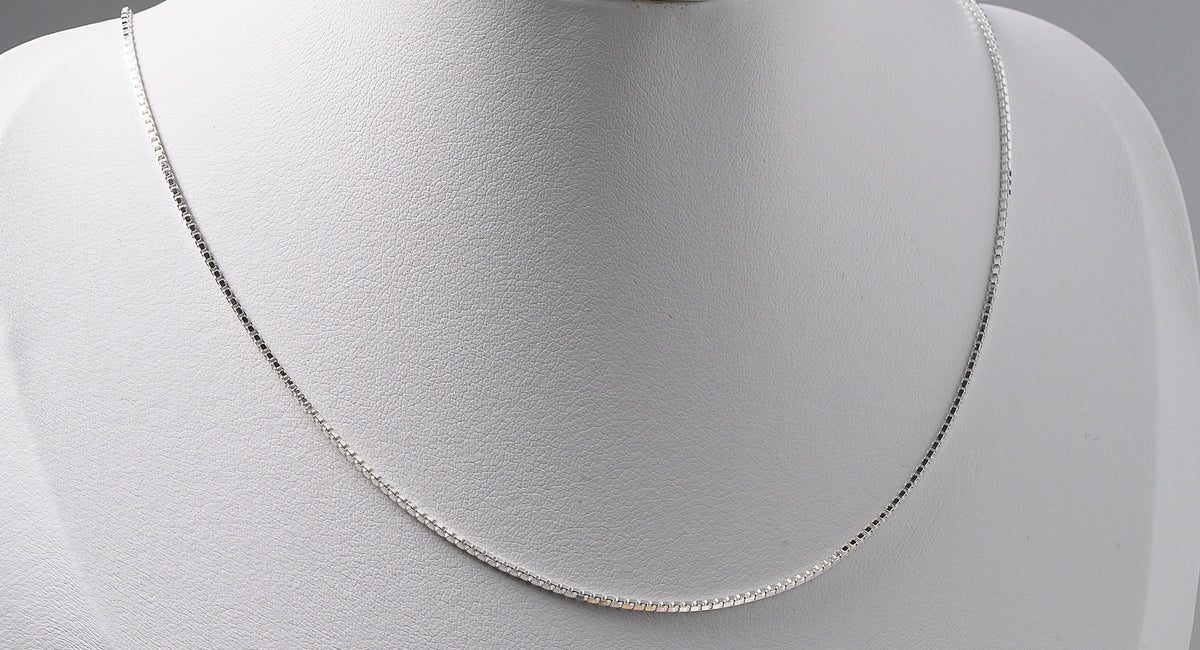925 Sterling Silver Box Chain Necklace