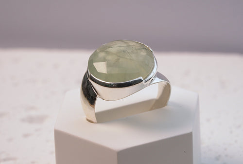 925 Sterling Silver Chunky Green Moonstone Cut Ring - Unique Jewellery