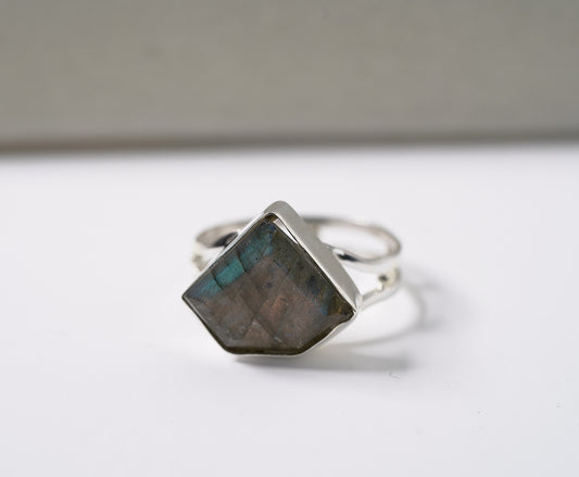  925 Sterling Silver Chunky Natural Black Labradorite Ring