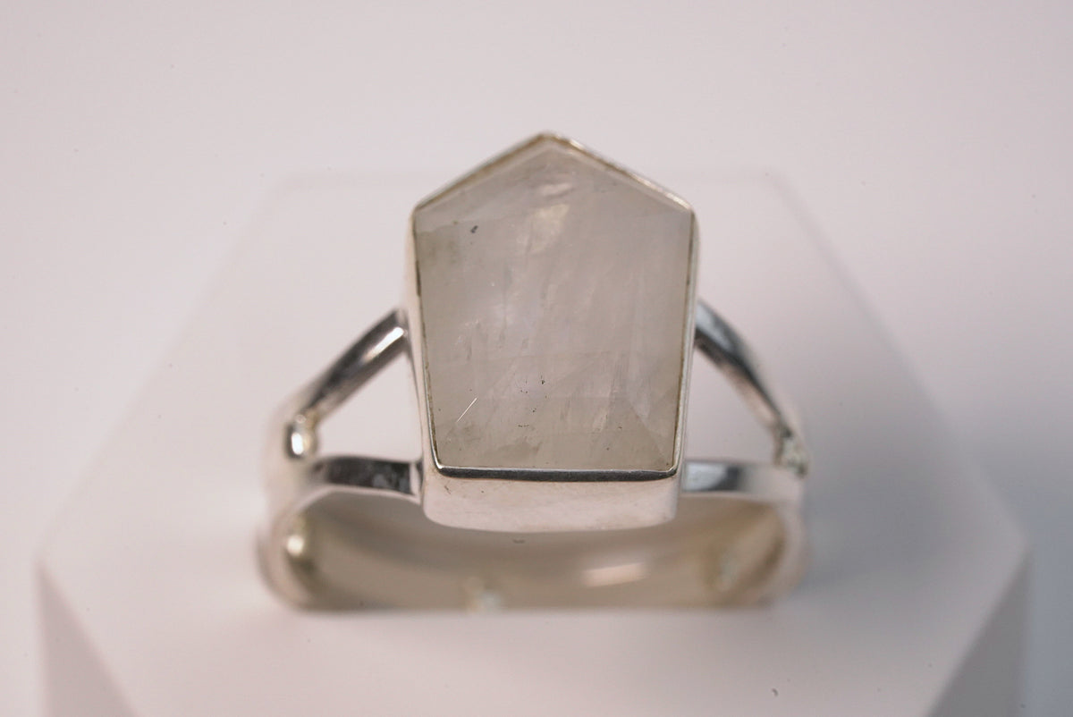 925 Sterling Silver Chunky Pentagon White Moonstone Ring