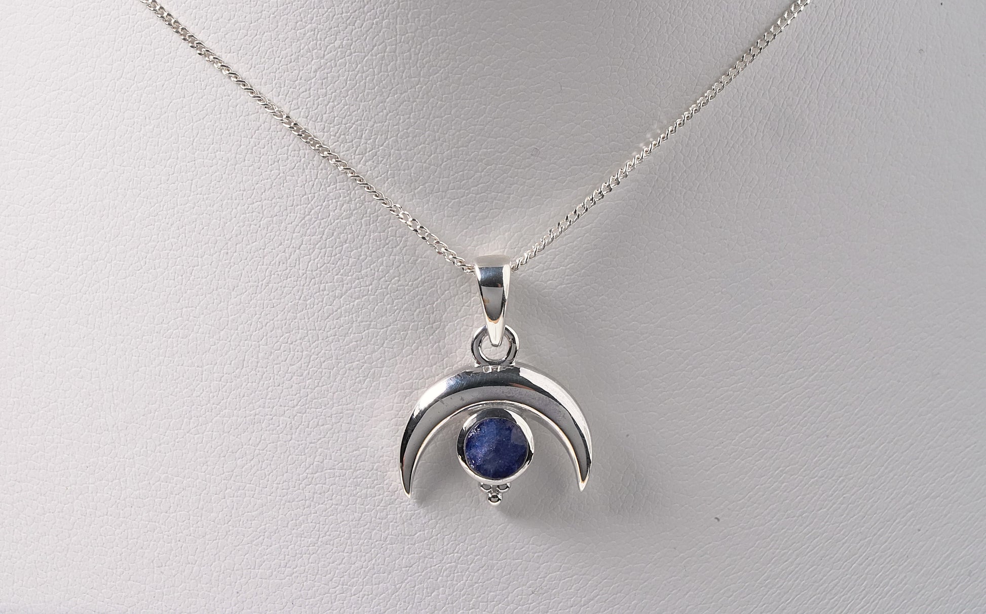 925 Sterling Silver Crescent Moon Jewellery Pendant with Agate Stone with necklace