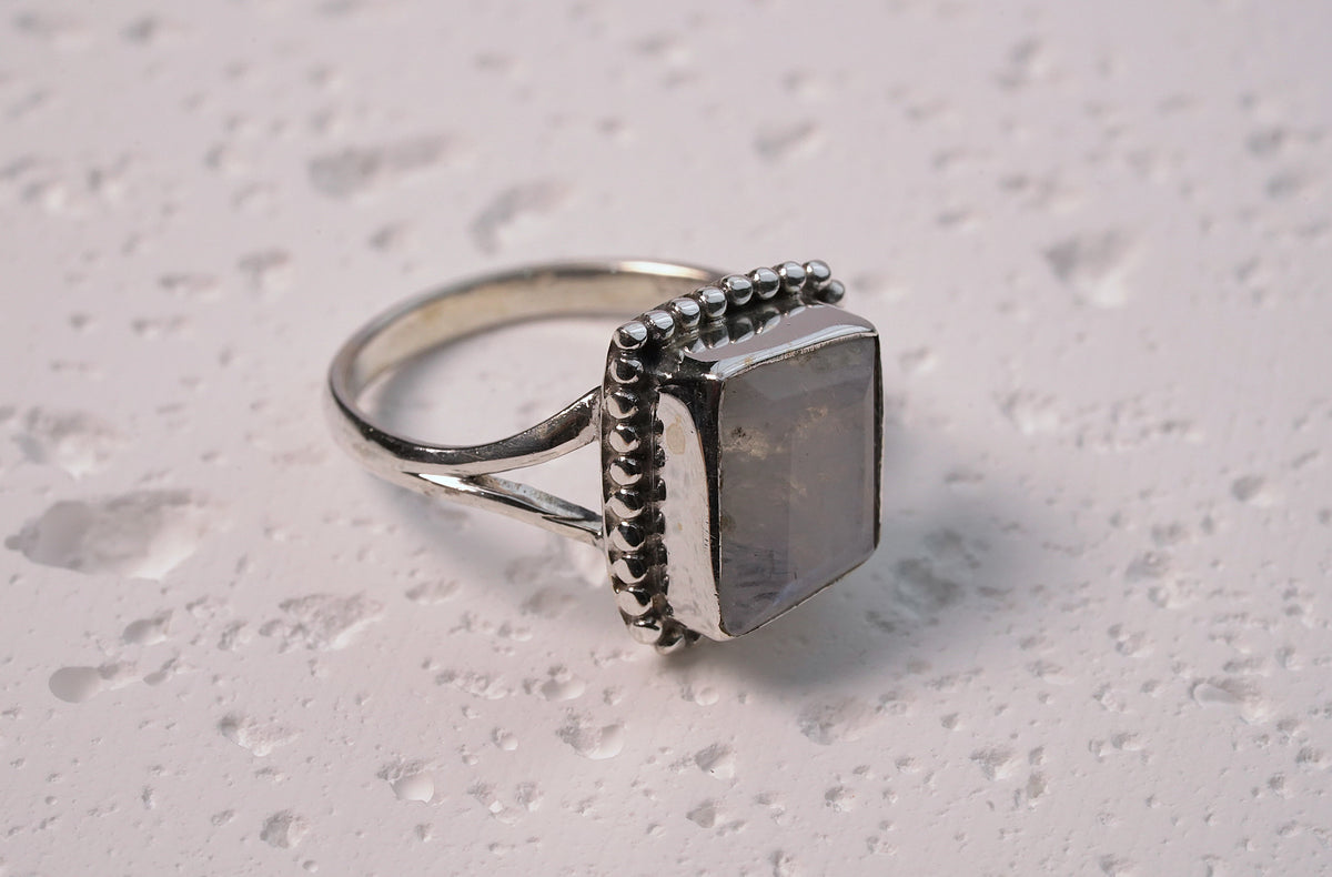 925 Sterling Silver Cut white Moonstone Ring