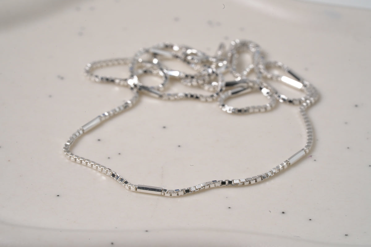 925 Sterling Silver Detailed Box Chain Necklace