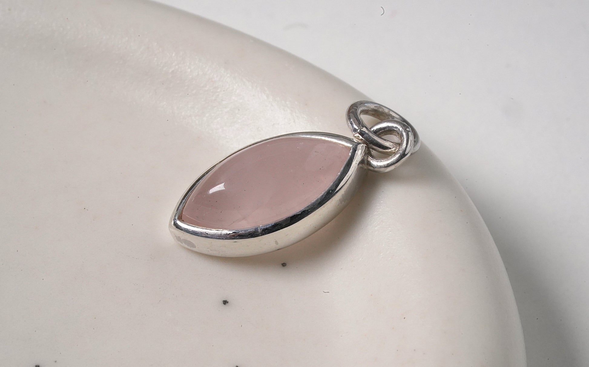 925 Sterling Silver Drop Shaped Natural Rose Quartz Pendant