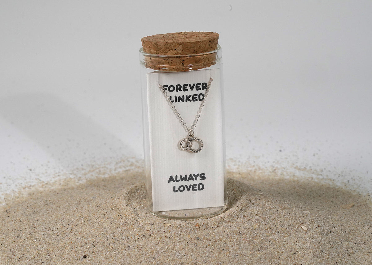 925 Sterling Silver Forever Linked Necklace