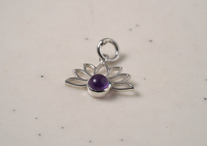 925 Sterling Silver Lotus Pendant with Natural Amethyst Stone