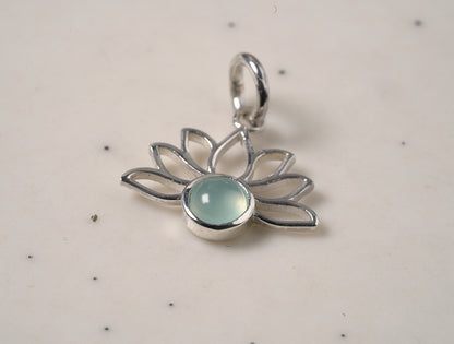 925 Sterling Silver Lotus Pendant with Natural Aquamarine Stone