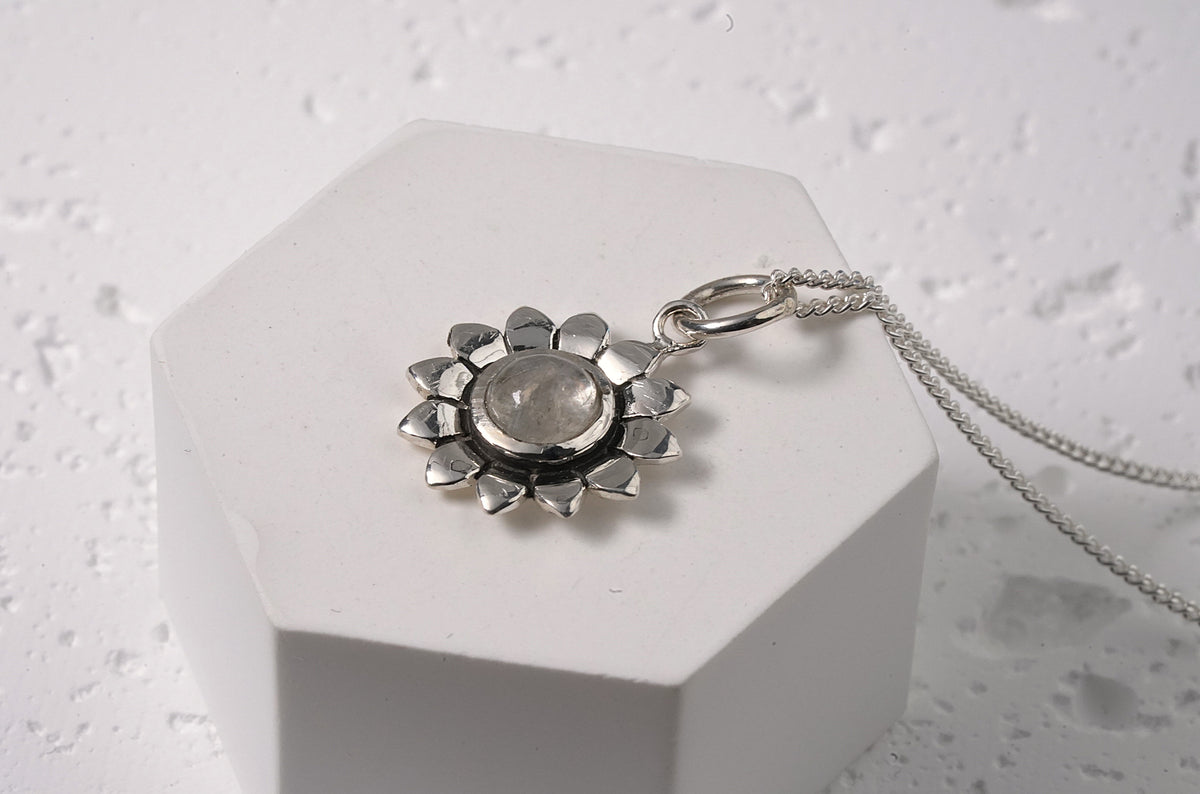 925 Sterling Silver Moonstone Flower Pendant