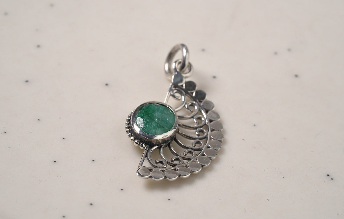925 Sterling Silver Natural Aventurine Pendant 