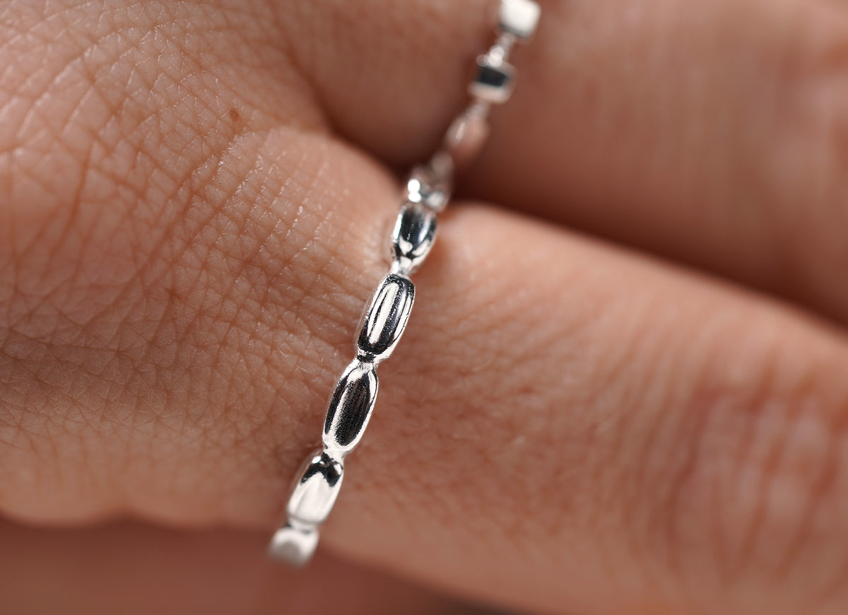925 Sterling Silver Oval Detail Ring 