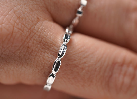 925 Sterling Silver Oval Detail Ring 