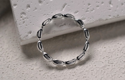 925 Sterling Silver Oval Detail Ring