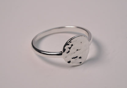 925 Sterling Silver Round Hammered Ring