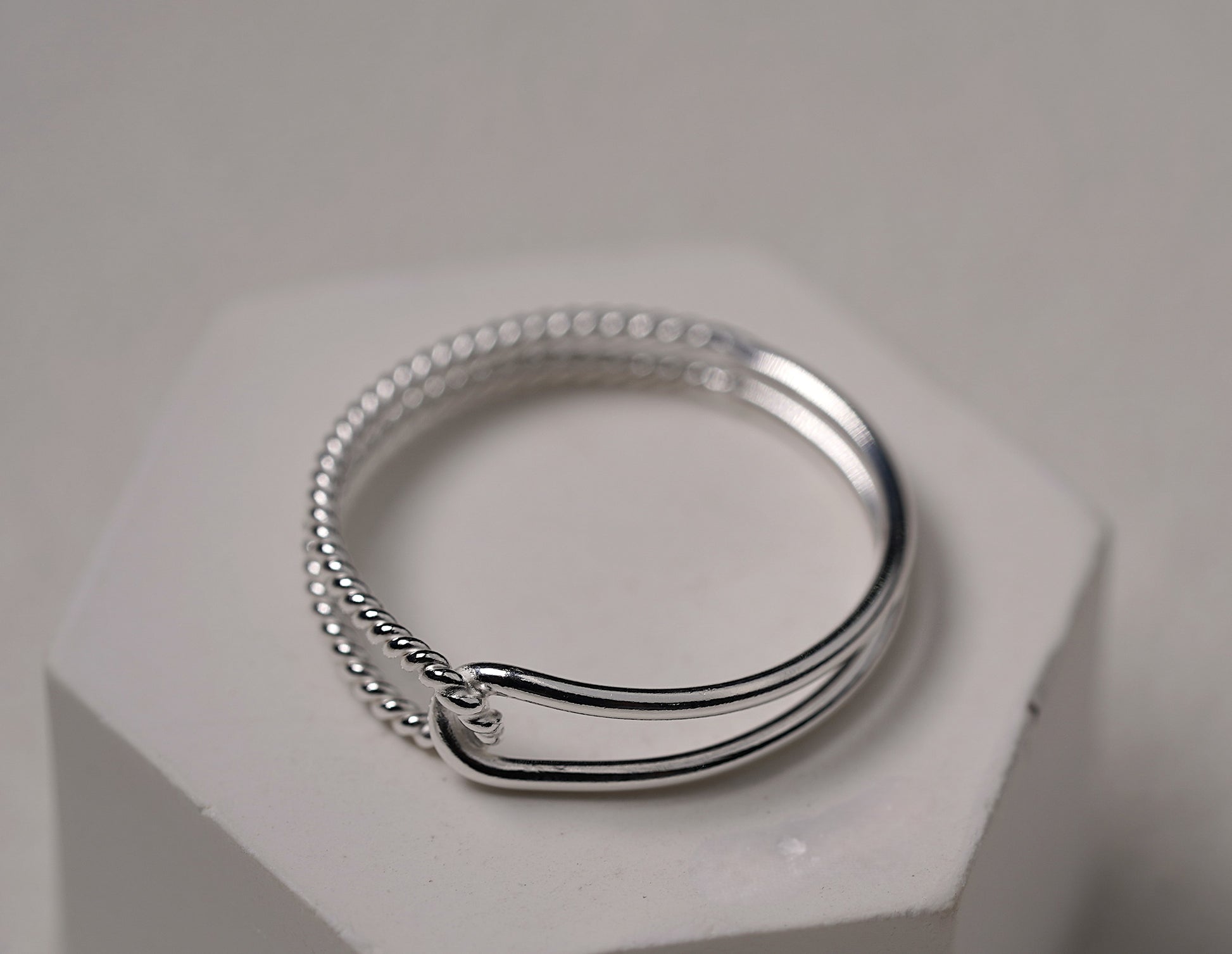 925 Sterling Silver Twisted and Wire Ring