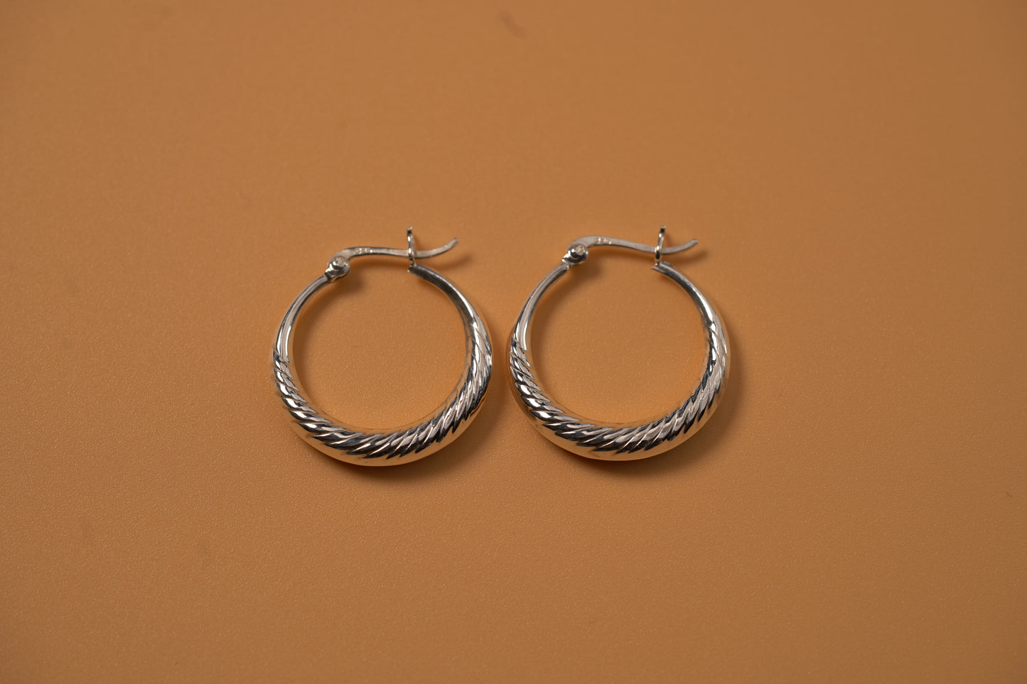 Silver Line Texture Hoop Earring - Griha Threads & Treasure
