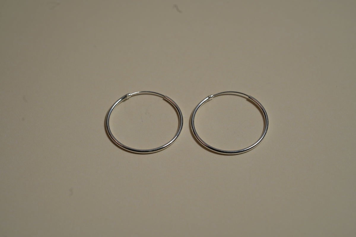 Simple Silver Hoop Earring - Griha Threads & Treasure