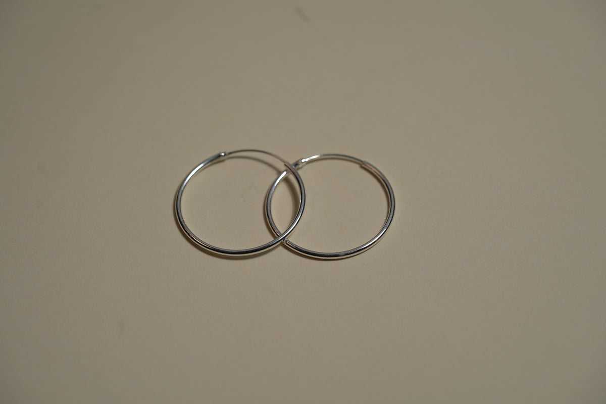 Simple Silver Hoop Earring - Griha Threads & Treasure