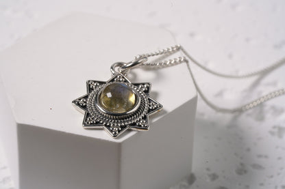 Tourmaline Sun Pendant - Griha Threads & Treasure