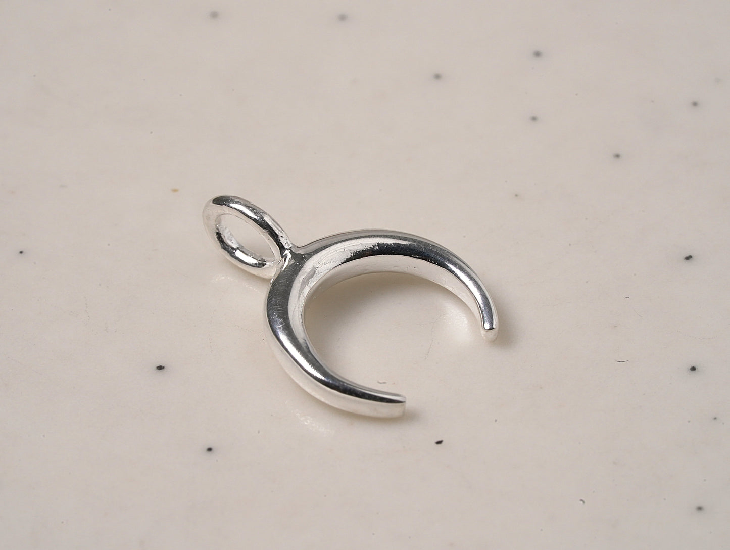 Sterling Silver Crescent Moon Pendant - Griha Threads & Treasure