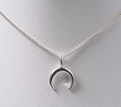 Sterling Silver Crescent Moon Pendant - Griha Threads & Treasure