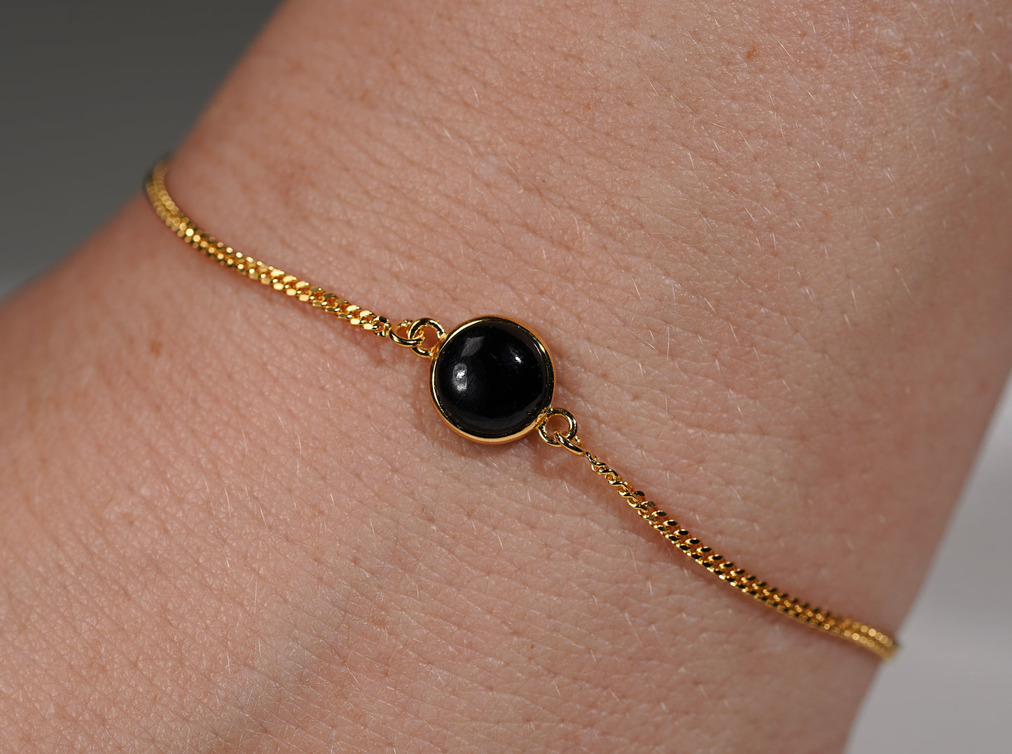 Gold Plated Bracelet Round Stone Feature- Onyx