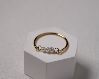 Gold Plated Sterling Silver Mother of Pearl Wire Ring