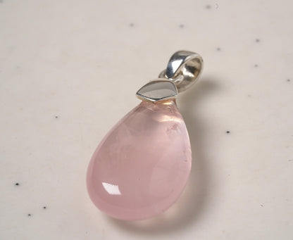 Rose Quartz Pendant in Sterling Silver 925