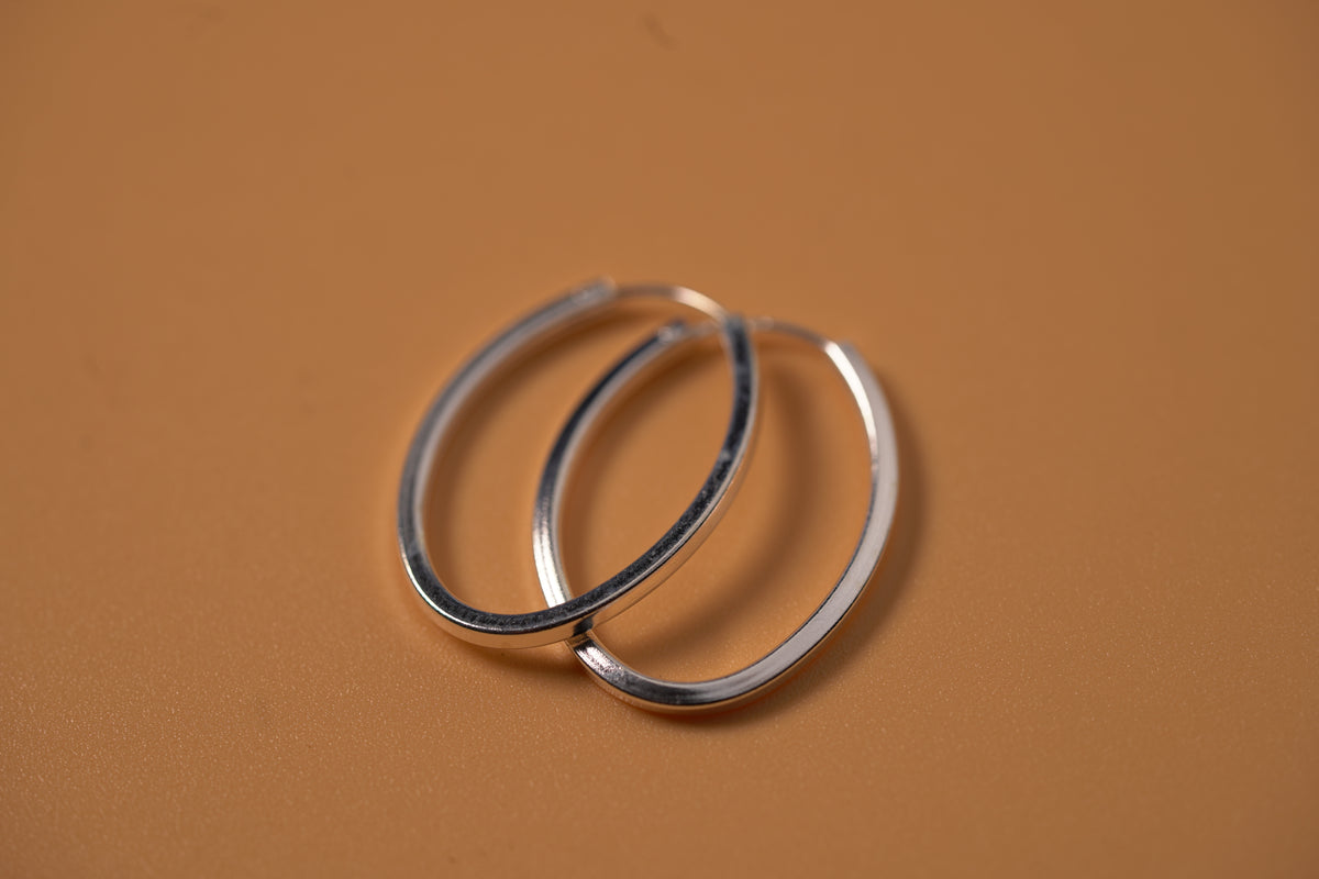 Simple Silver Oval Hoop Earring - Griha Threads & Treasure